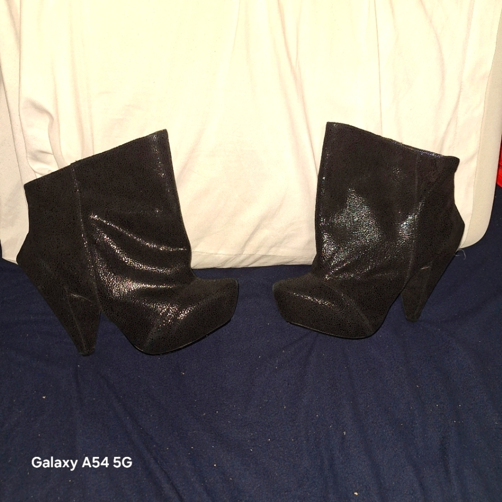 New, Irregular Choice, Anna Bells Trolley Boot LEATHER Ankle Boots